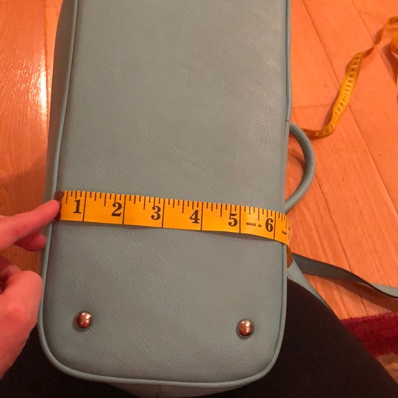 London fog pretty blue bag - Picture 8 of 8